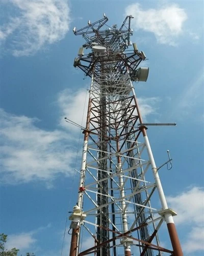 Tŵr Antena Radio Dur Angular Galfanedig